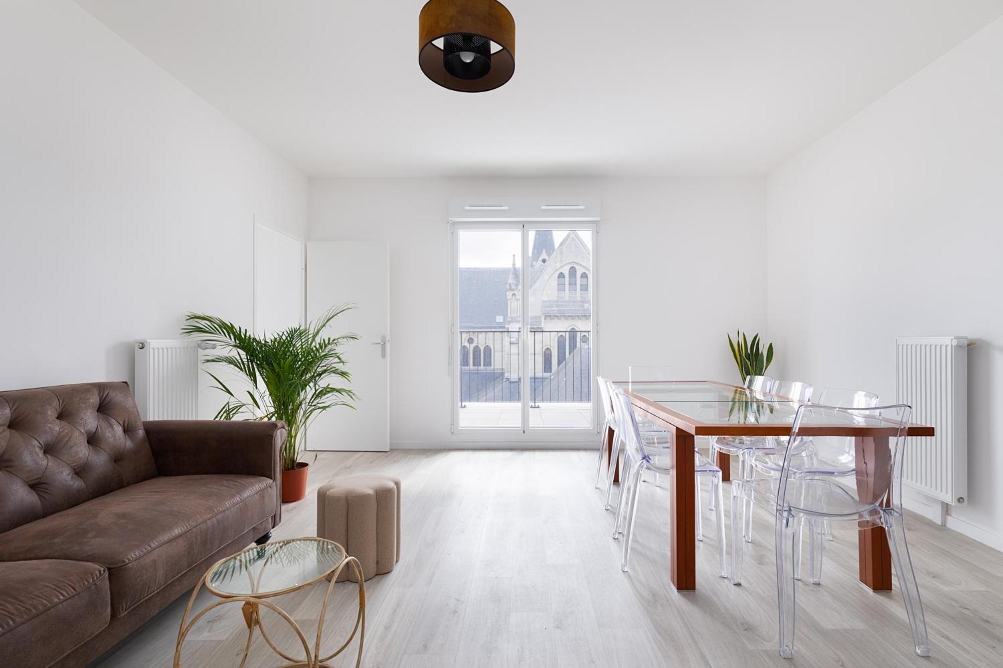 La Terrasse De L'eglise, Paris Center & Eurostar 15 Mn, Brand New Duplex With Terrasse, Balcony, 2 Bathrooms, Parking, * Saint-Denis (Seine-Saint-Denis)