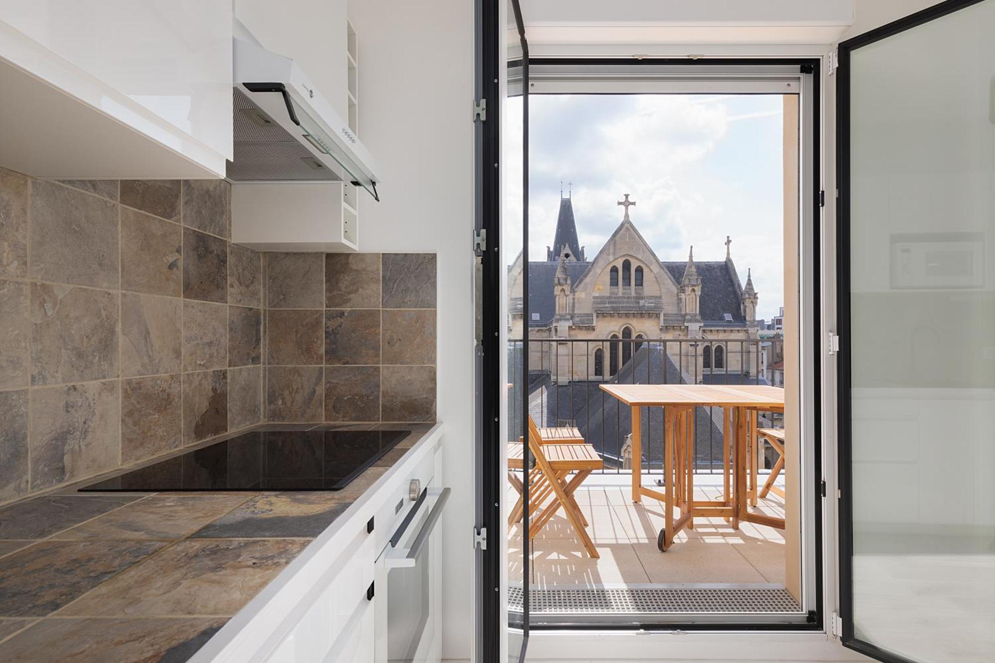 La Terrasse De L'eglise, Paris Center & Eurostar 15 Mn, Brand New Duplex With Terrasse, Balcony, 2 Bathrooms, Parking, * Saint-Denis (Seine-Saint-Denis)
